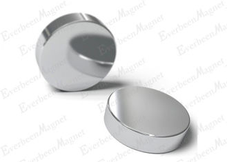 China Disketten-industrielle seltene Erdmagneten 20mm x 2mm, starke Erdmagneten des hohen Remanence-N52 fournisseur