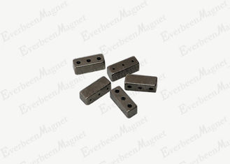 China Magneten des Befestiger-rechteckige Neodym-N45 mit Löchern, Superstärke-Magneten fournisseur