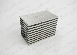 China NdFeB-Block-Magneten 20 * 15 * 3mm, super leistungsfähige Magneten des Grad-N42 für Sensoren fournisseur