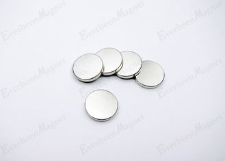 China Flacher Disketten-Magnet-Durchmessers 5 x 2 Neomillimeter Stärke-, dünnes Disketten-Magnet-Ni beschichtet fournisseur