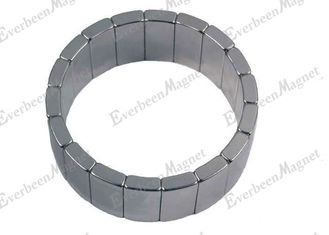 China Hochenergie-große Bogen-Magneten, Neodym-Bogen-Segment-Magnet-Silber/Gold/Schwarzes fournisseur