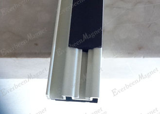 China Rollendoppeltes versah Magnetband, Magnetstreifen mit klebendem Schutzträger 0,3 mit Seiten | 1.5mm fournisseur
