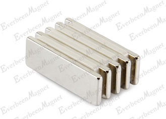 China dauerhafte Magneten 30 * 10 * 2 Millimeter N38 NdFeB für elektronische Produkte fournisseur