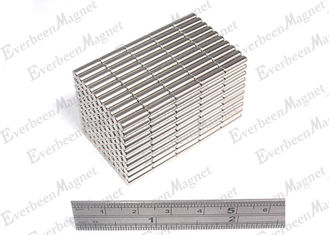 China NdFeB-Zylinder-Magnet-Durchmesser der zwingenden Kraft 1/8 Zoll axial magnetisiert fournisseur