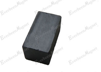 China Magnet-Rechteck-Quadrat-Magneten des großen Block-C5 keramische für Wasserbehandlungs-Ausrüstung fournisseur