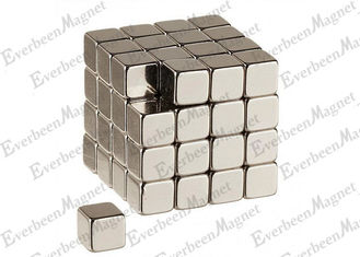 China 10x10x10mm Neodym-Block-Magneten, dauerhafte seltene Erdmagnet-Goldbeschichtung fournisseur