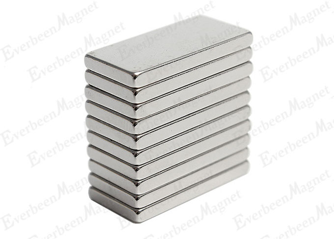 Enorme Block-Magneten NdFeB 50*25*5MM, Neodym-Block-Magneten des Grad-N42